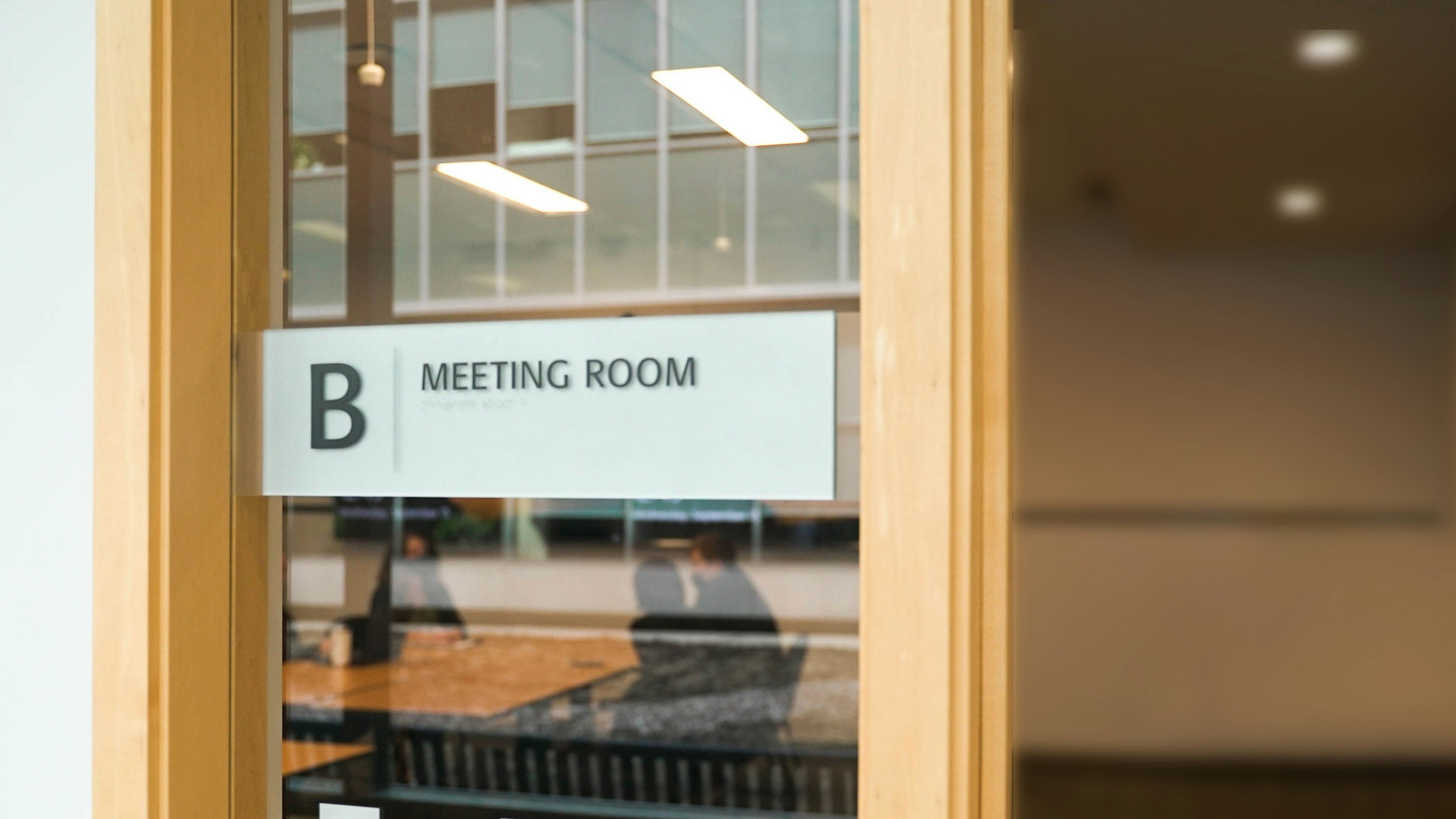伟德体育竞彩成功完成跨国制药公司28国临床试验药品标签全球合规性审查项目